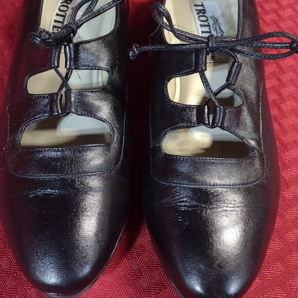 Women’s Trotters Black Shoes – Size 9.5M - Picture 3 of 12